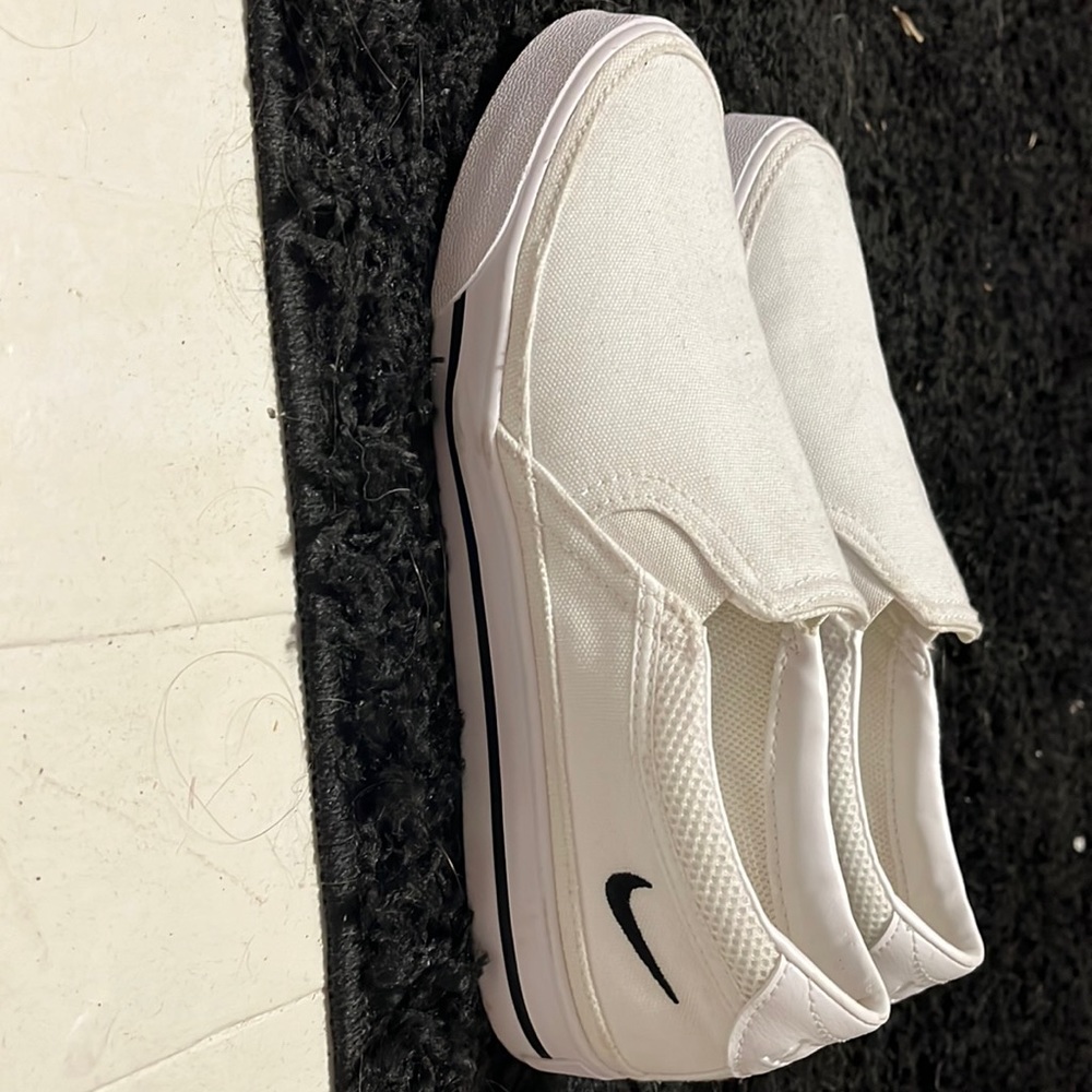 Nike slip ons